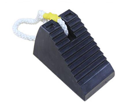 RUBBER WHEEL CHOCKS - 6.6KG (Single)